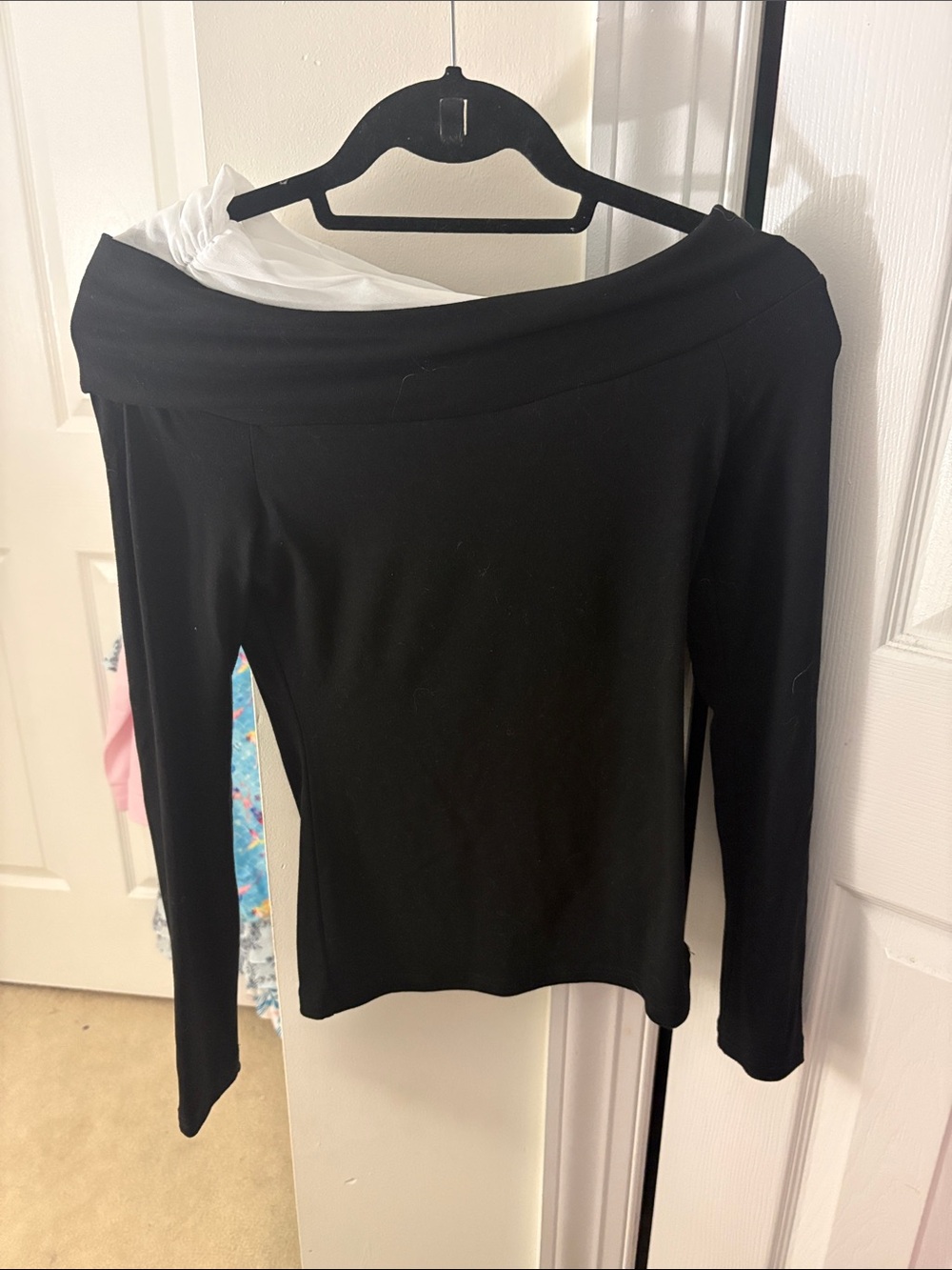 Commense Black Long Sleeve Top sz S ptp15 with stretch to 18